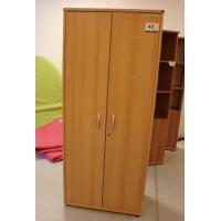 houten 2-deurs opbergkast, afm plm 80x40x190cm